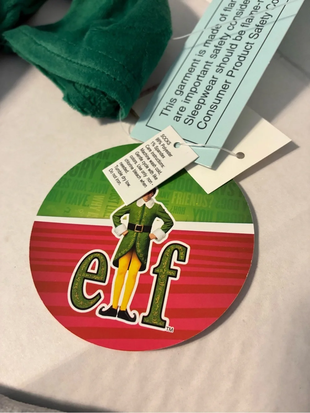 NWT ELF OMG IT’S SANTA! 3pc Fleece Pajama Set socks Boy’s size Medium 8